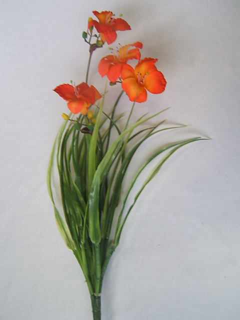 Lilienbusch mit 4 Blüten und Gräsern Farbe:orange