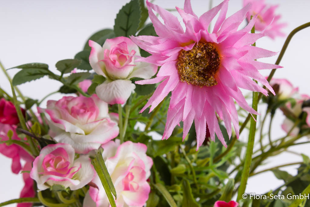 Blumenbouquet im weißen Kunststofftopf Farbe: creme-pink