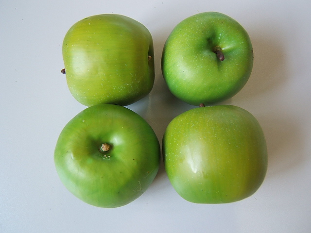 Apfel Farbe grün (1 Einheit = 4 Stück)