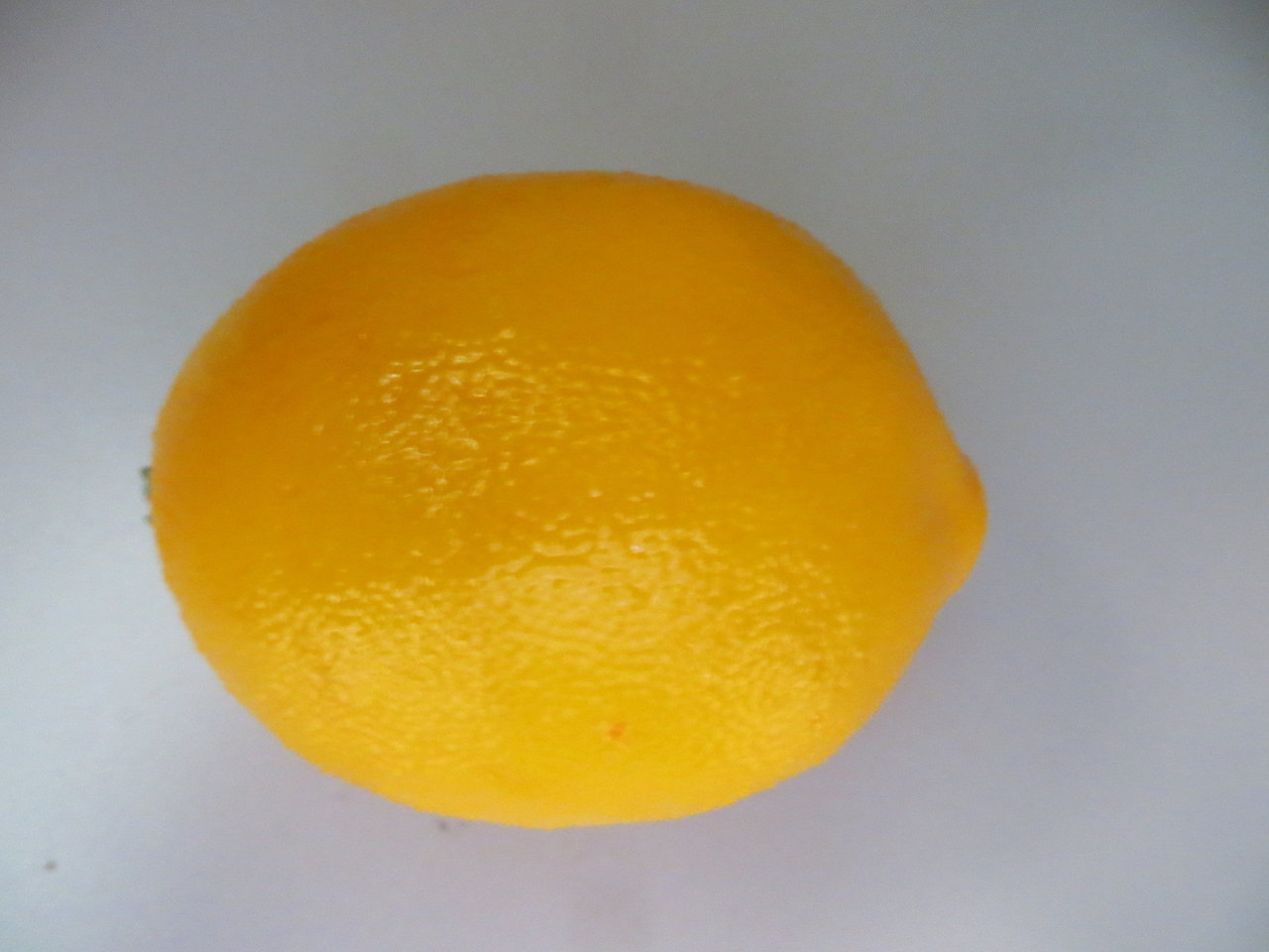 Zitrone Farbe:gelb