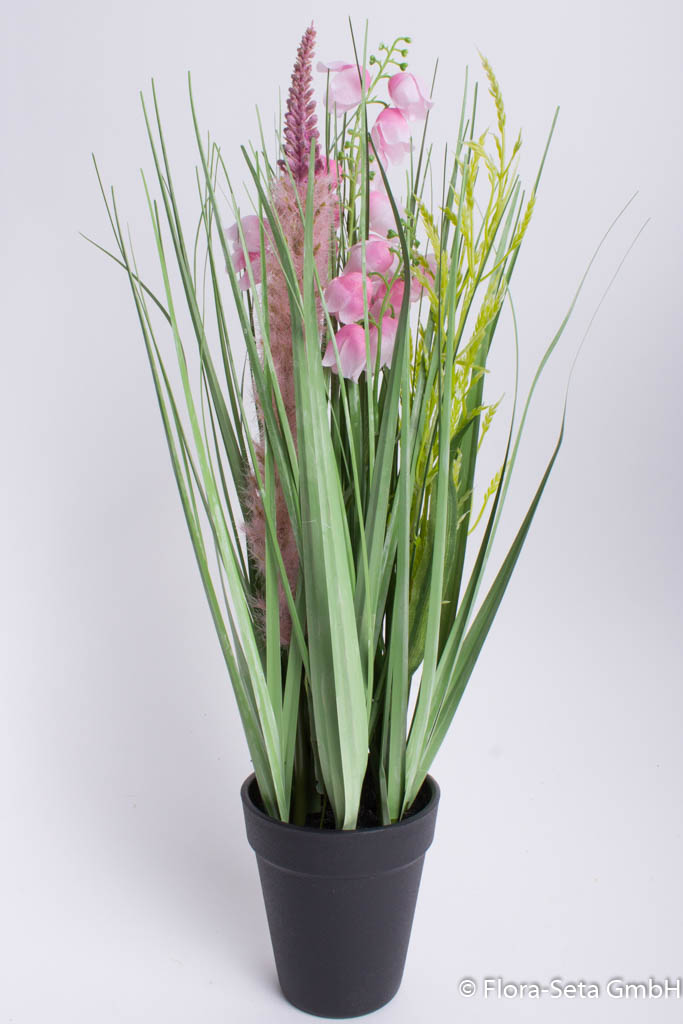 Grasarrangement mit Blüten im schwarzen Kunststofftopf, Höhe ca. 45 cm, Farbe: grün-rosa