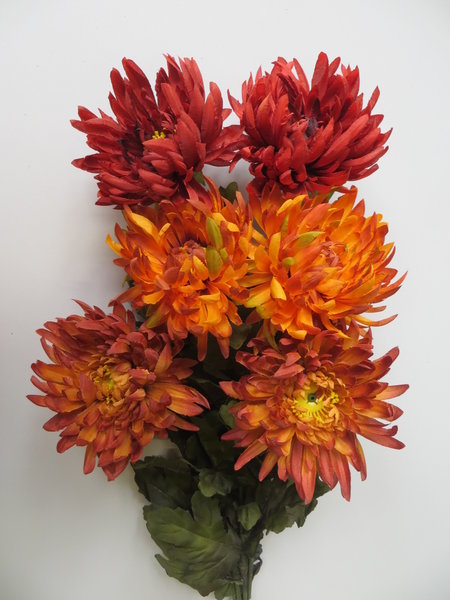 Chrysantheme mit 7 Blättern(6 St. im Bündel)Farbe:rot-braun, orange, braun (farbl.abgest.)