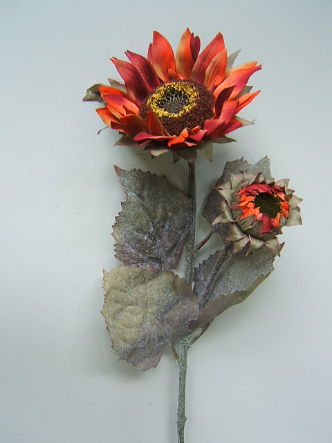 Sonnenblume mit 1 Blüte, 1 Knospe und 5 Blättern Farbe:rost-gelb